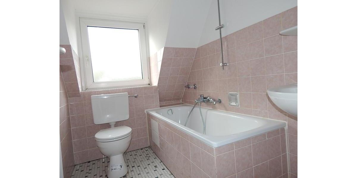 Dachgeschoßwohnung Castrop-Rauxel Rauxel - 2.5 Zimmer, 55 m&sup2;, 381&euro; | Angebot:26433772