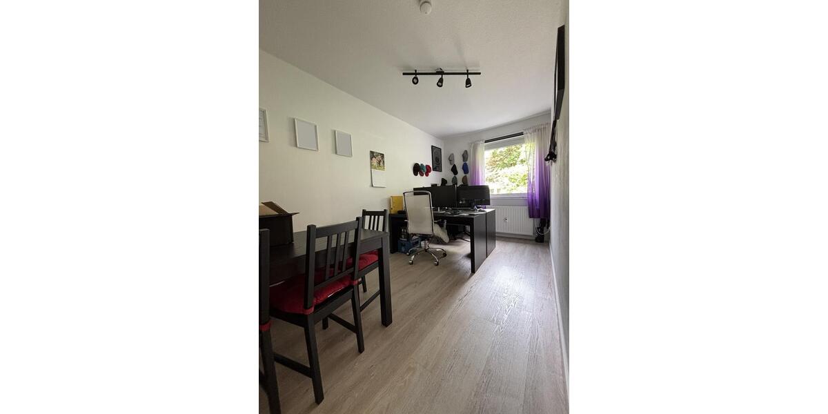 Etagenwohnung Moers Rheinkamp - 3.5 Zimmer, 65 m&sup2;, 592&euro; | Angebot:26702984