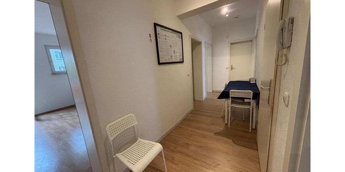 Etagenwohnung Essen Stadtbezirk III - 1 Zimmer, 20 m&sup2;, 415&euro; | Angebot:26447957