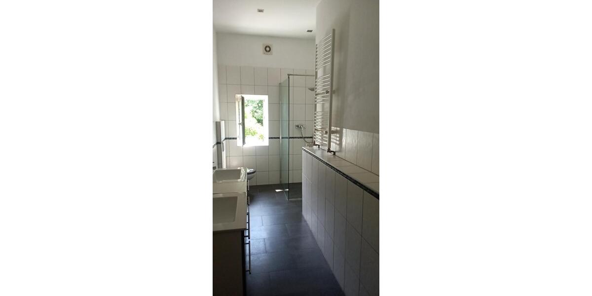 Etagenwohnung Velbert Velbert-Mitte - 3 Zimmer, 100 m&sup2;, 800&euro; | Angebot:25865897