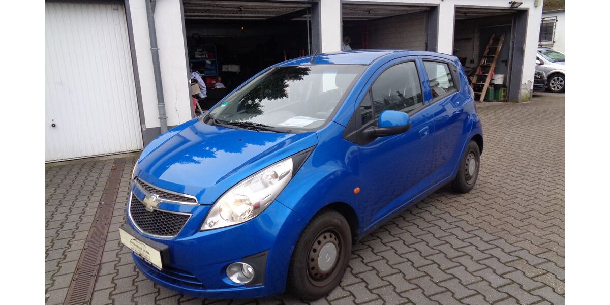 Chevrolet Spark 131.000 km 1.750 &euro; Mülheim 45481