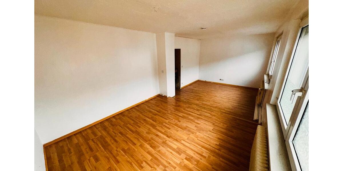 Etagenwohnung Oberhausen - 4 Zimmer, 94 m&sup2;, 850&euro; | Angebot:25267735