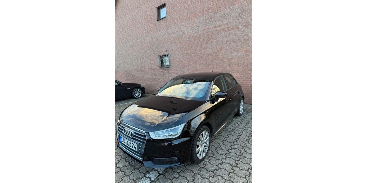 Audi A1 83.000 km 13.000 &euro; Duisburg 47198