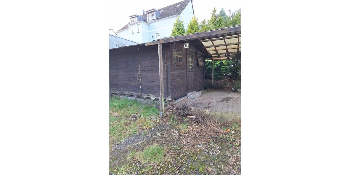 Provisionsfrei* Mit Gartenteil + Stellplatz! Gemütl. DG-Wo, sofort bezugsfrei! 2.5 zimmer