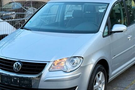 VW Touran 116.600 km 6.490 &euro; Castrop-Rauxel 44577