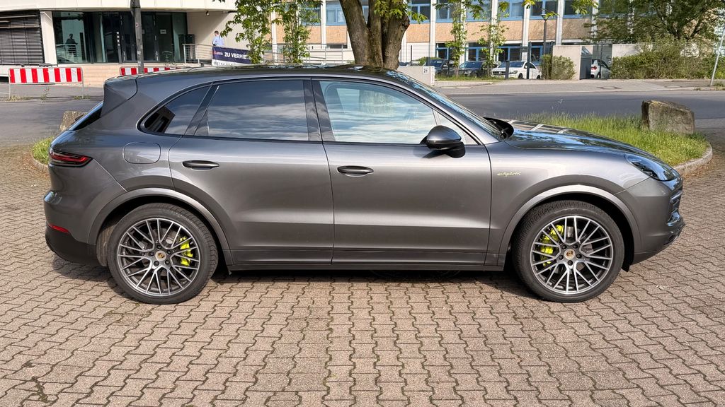 Porsche Cayenne 52.700 km 59.800 &euro; Essen 45139
