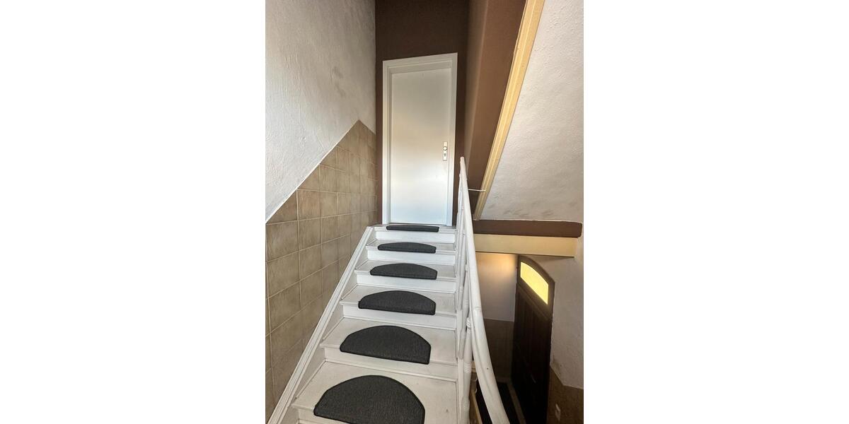 Dachgeschoßwohnung Duisburg Rheinhausen - 2 Zimmer, 72 m&sup2;, 590&euro; | Angebot:25872730