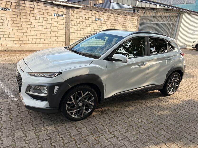 Hyundai KONA 82.000 km 15.999 € Düsseldorf 40233
