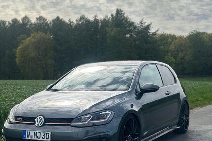 VW Golf 113.000 km 20.200 &euro; Wuppertal 42369