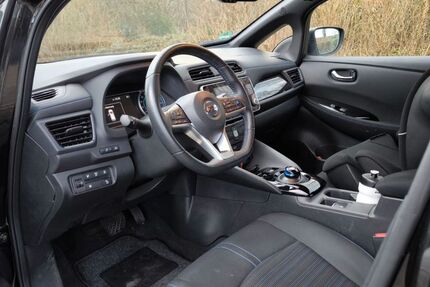 Nissan Leaf 45.200 km 17.400 &euro; Duisburg 47239