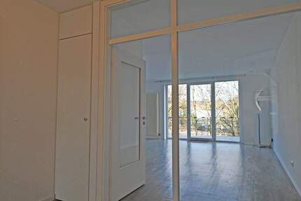 Hier leben Sie ruhig! Moderne, helle 2½-Raum-Wohnung mit Terrasse in Kettwig 2 zimmer
