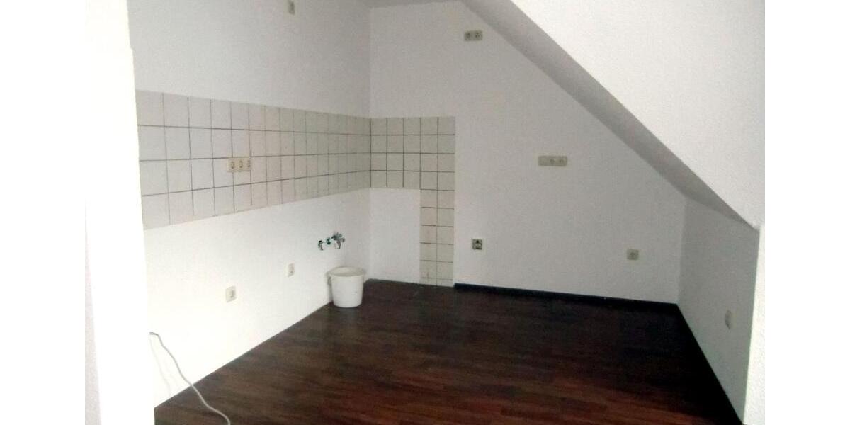 Dachgeschoßwohnung Gladbeck Brauck - 2.5 Zimmer, 80 m&sup2;, 480&euro; | Angebot:25391629