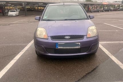 Ford Fiesta 136.000 km 1.700 &euro; Mülheim an der Ruhr 45475