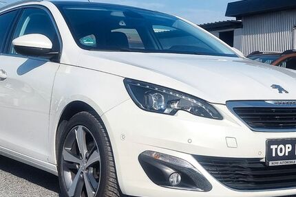 Peugeot 308 101.705 km 8.999 &euro; Duisburg 47178