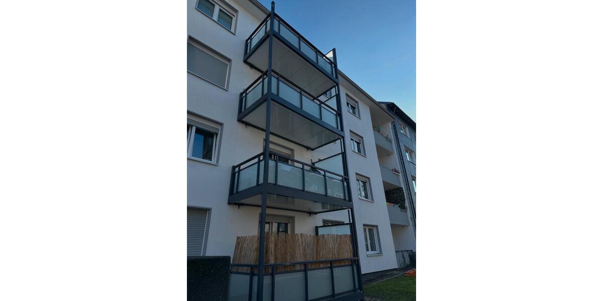 Ein Zimmer ein Küche und Toilette Keller balken, Garten 1 zimmer