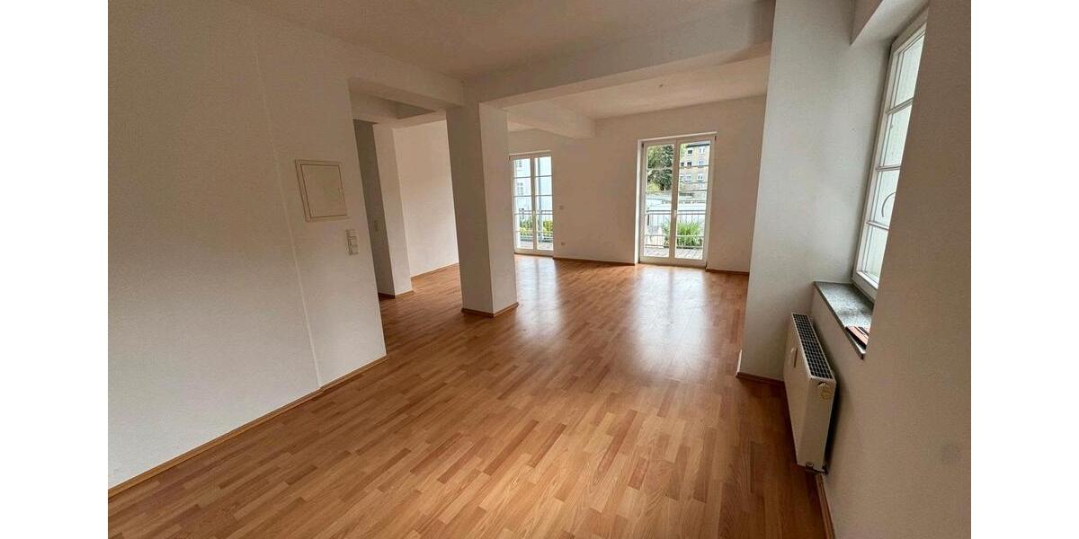 Etagenwohnung Gelsenkirchen Rotthausen - 3 Zimmer, 89 m&sup2;, 860&euro; | Angebot:25780019