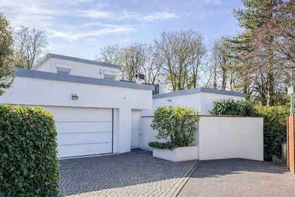Haus Erkrath - 10 Zimmer, 323 m&sup2;, 1.090.000&euro; | Angebot:26449498