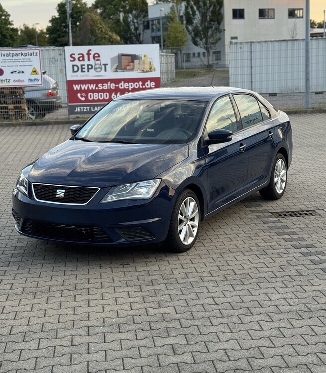 Seat Toledo IV 76.000 km 11.900 € Essen 45121