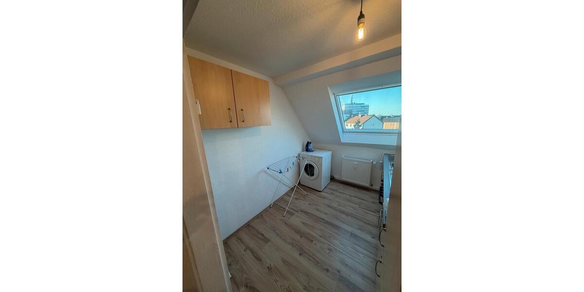 Dachgeschoßwohnung Bochum Wiemelhausen - 1 Zimmer, 38 m&sup2;, 390&euro; | Angebot:25365491