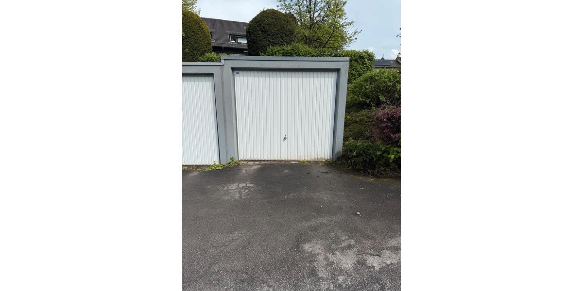 Attraktive, vollständig sanierte 2-Zimmer-Dachgeschosswohnung 2 zimmer