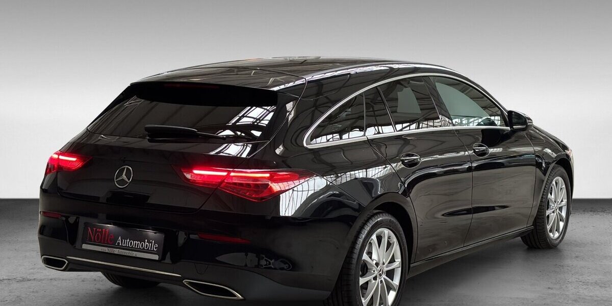 Mercedes-Benz CLA 180 Shooting Brake Leder Navi Kamera 1.Hd 108.430 km 17.500 &euro; Wuppertal 42327