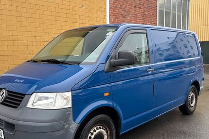 VW T5 Transporter 325.000 km 6.000 &euro; Essen 45133