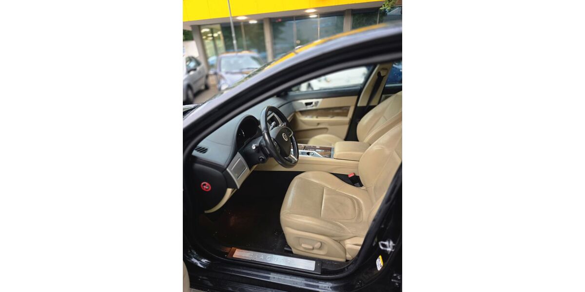 Jaguar XF 165.000 km 10.000 &euro; Ratingen 40880