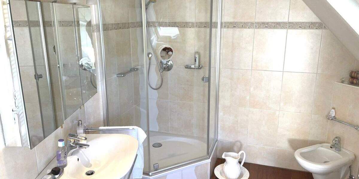 Einfamilienhaus Sprockhövel Haßlinghausen - 7 Zimmer, 196 m&sup2;, 578.000&euro; | Angebot:25674845