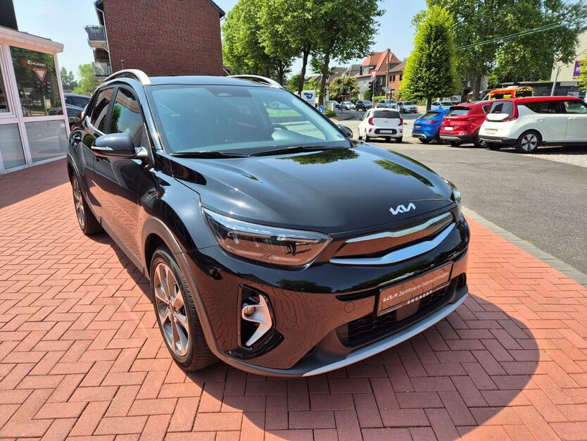 Kia Stonic 24.359 km 19.490 € Datteln 45711