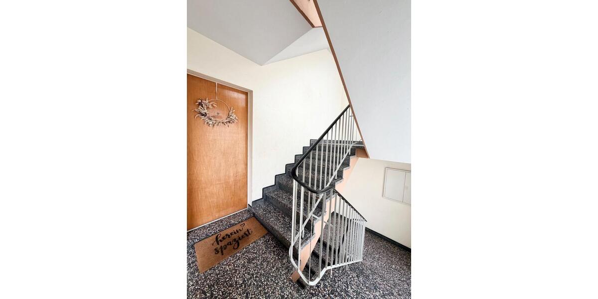 Etagenwohnung Bochum Bochum-Südwest - 2 Zimmer, 63 m&sup2;, 660&euro; | Angebot:26456164