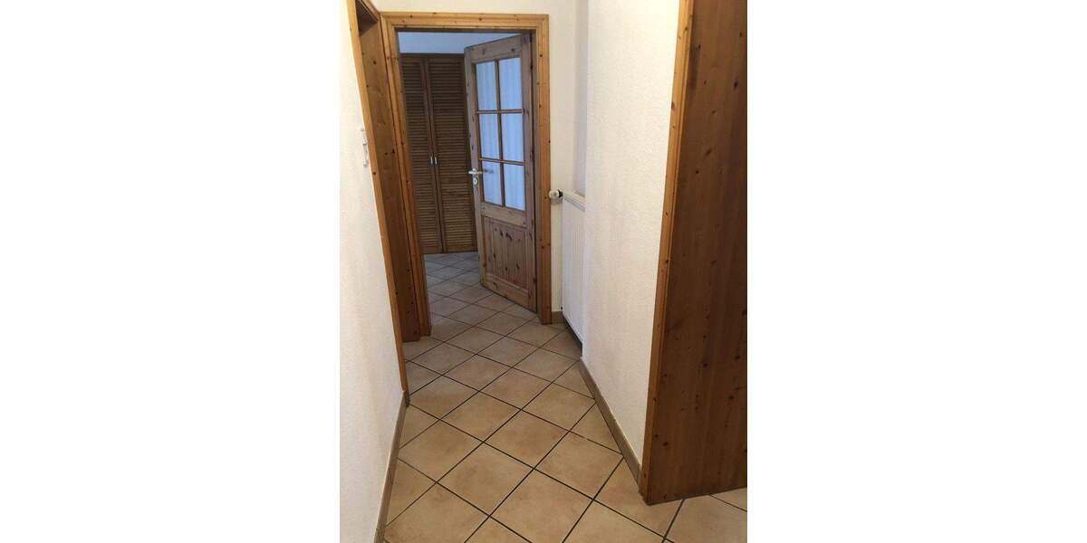 Etagenwohnung Witten Mitte - 2 Zimmer, 65 m&sup2;, 450&euro; | Angebot:25802378