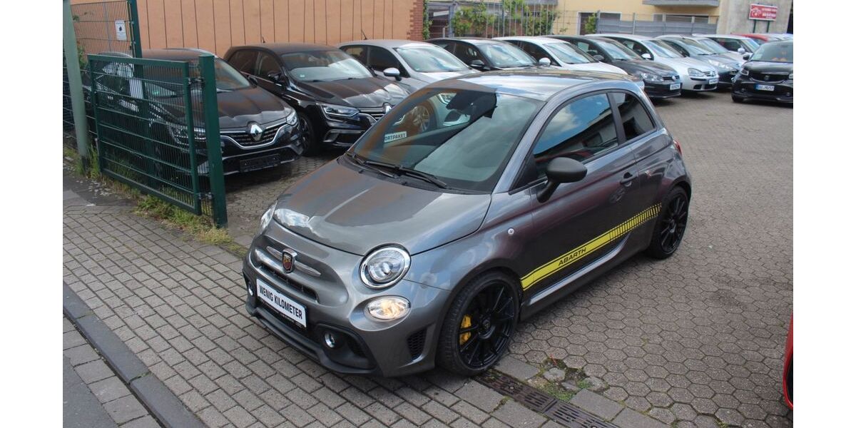 Abarth 695 38.000 km 24.450 &euro; Duisburg 47139