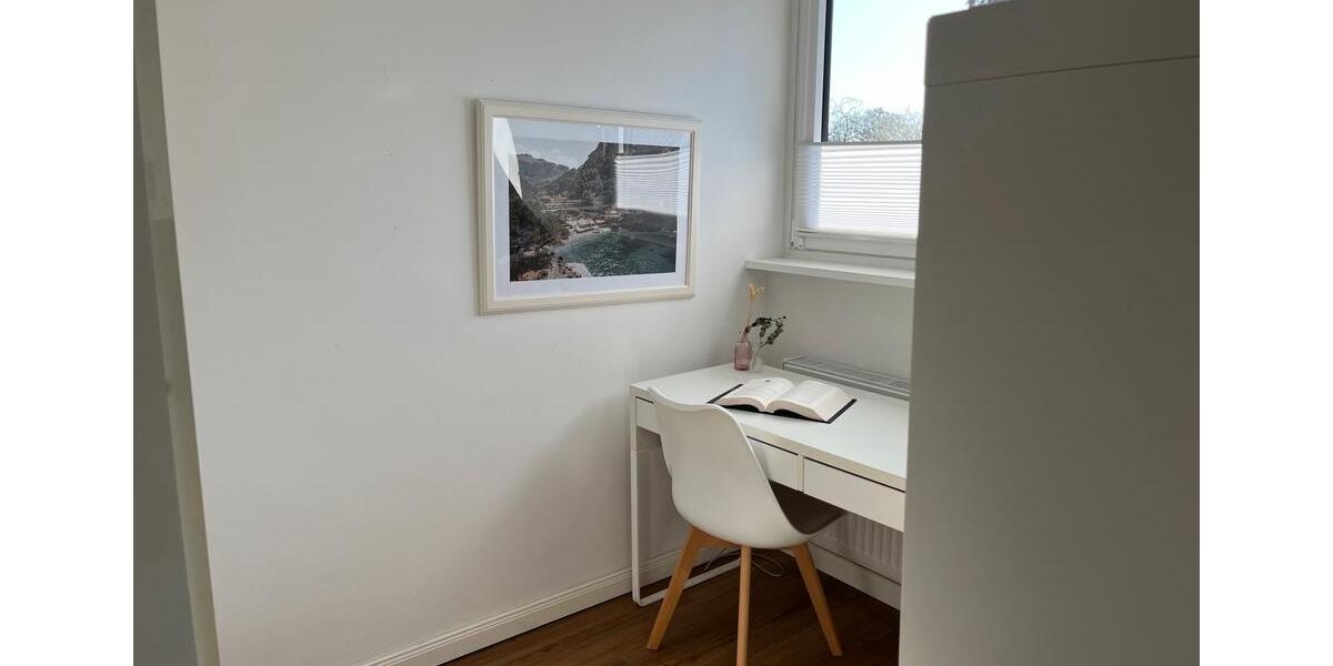 Dachgeschoßwohnung Essen Stadtbezirk IV - 4 Zimmer, 79 m&sup2;, 245.000&euro; | Angebot:25442261