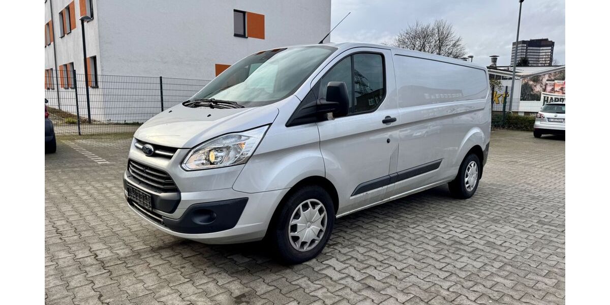 Ford Transit Custom 172.000 km 9.800 &euro; Essen 45139