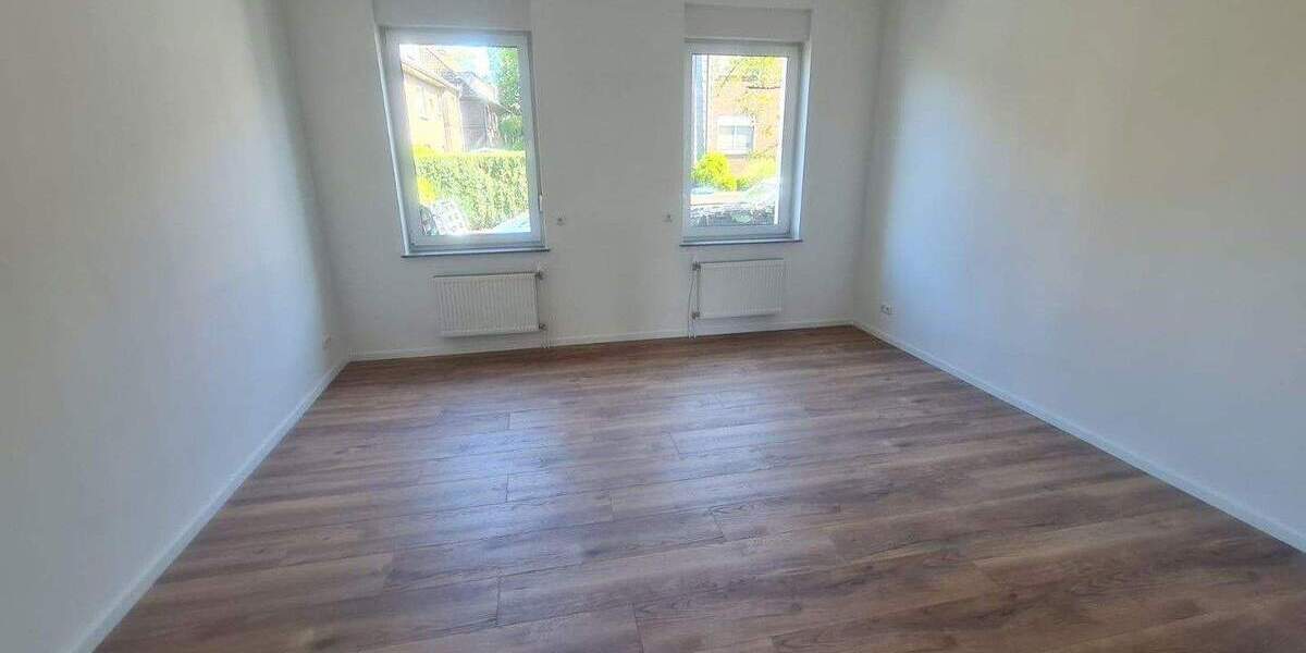 Gepflegtes Mehrfamilienhaus mit gesicherten Mieteinnahmen zimmer