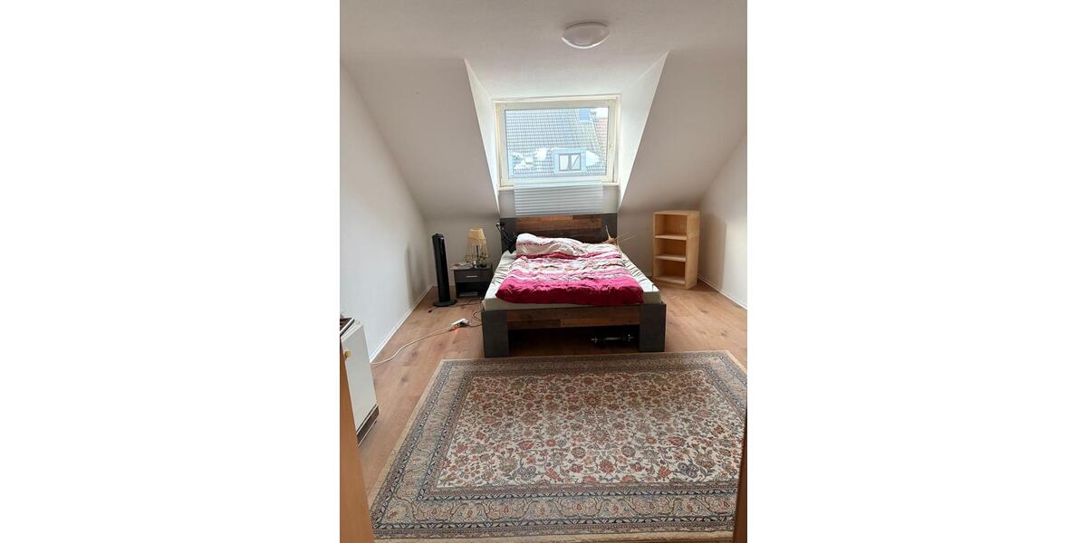 Dachgeschoßwohnung Oberhausen Biefang - 3 Zimmer, 51 m&sup2;, 480&euro; | Angebot:24443286