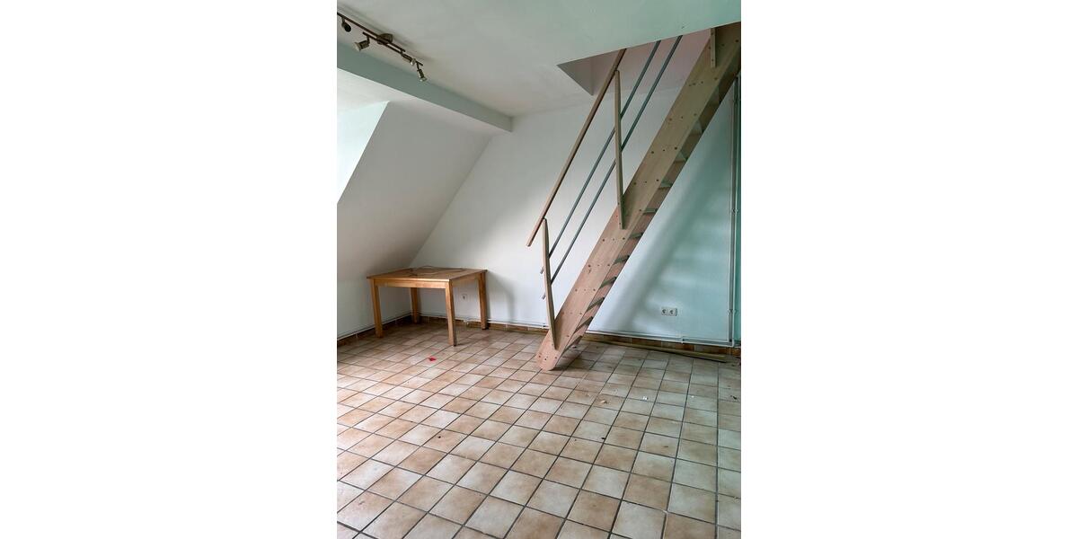 70 m2 Maisonette Mietwohnung mit 2 Zimmern + KDB 1 zimmer