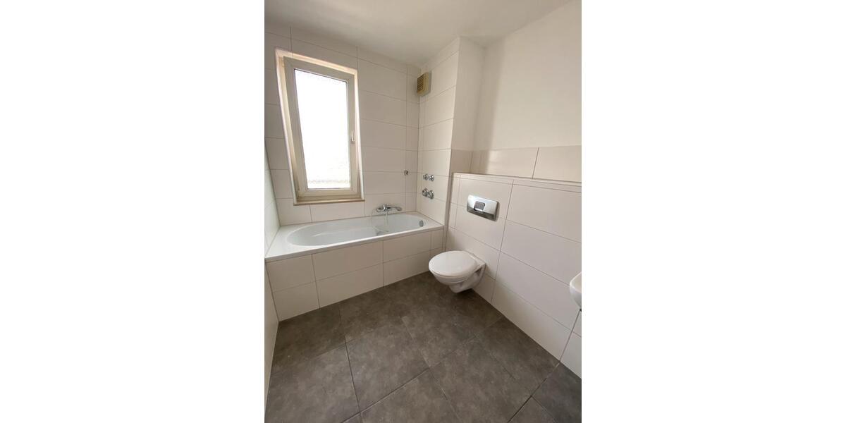 Etagenwohnung Wuppertal Gemarkung Nächstebreck - 2 Zimmer, 72 m&sup2;, 770&euro; | Angebot:26184795