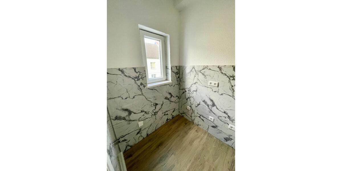 Modernisierte 2 Zimmer Wohnung in sehr zentraler Lage ab 01.02.2026 frei 2 zimmer