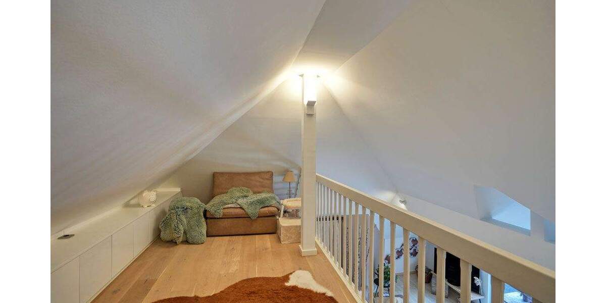 Attraktive Eigentumswohnung im Zweifamilienhaus mit Top-Ausstattung am Park 3 zimmer