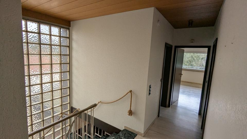 Gehobenes freistehendes EFH Sauna Solar riesen Garten in Drewer 7 zimmer