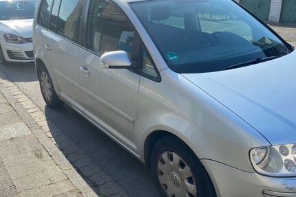 VW Touran 350.000 km 1.300 &euro; Duisburg 47058