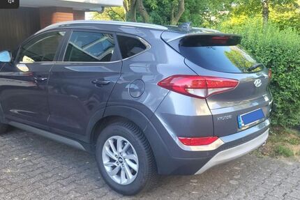Hyundai TUCSON 132.500 km 13.500 &euro; Bochum 44801
