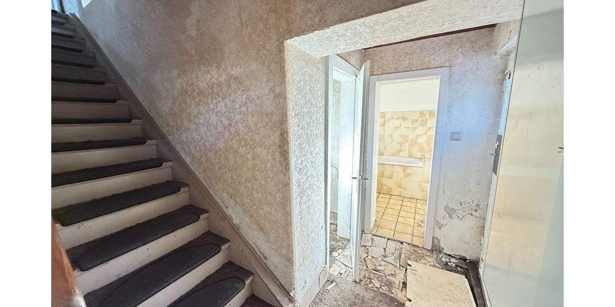 Reihenmittelhaus Duisburg Beeck - 4 Zimmer, 73 m&sup2;, 119.000&euro; | Angebot:25742311