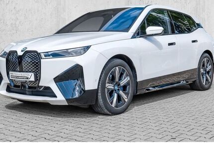 BMW iX 58.490 km 42.690 &euro; Velbert 42553