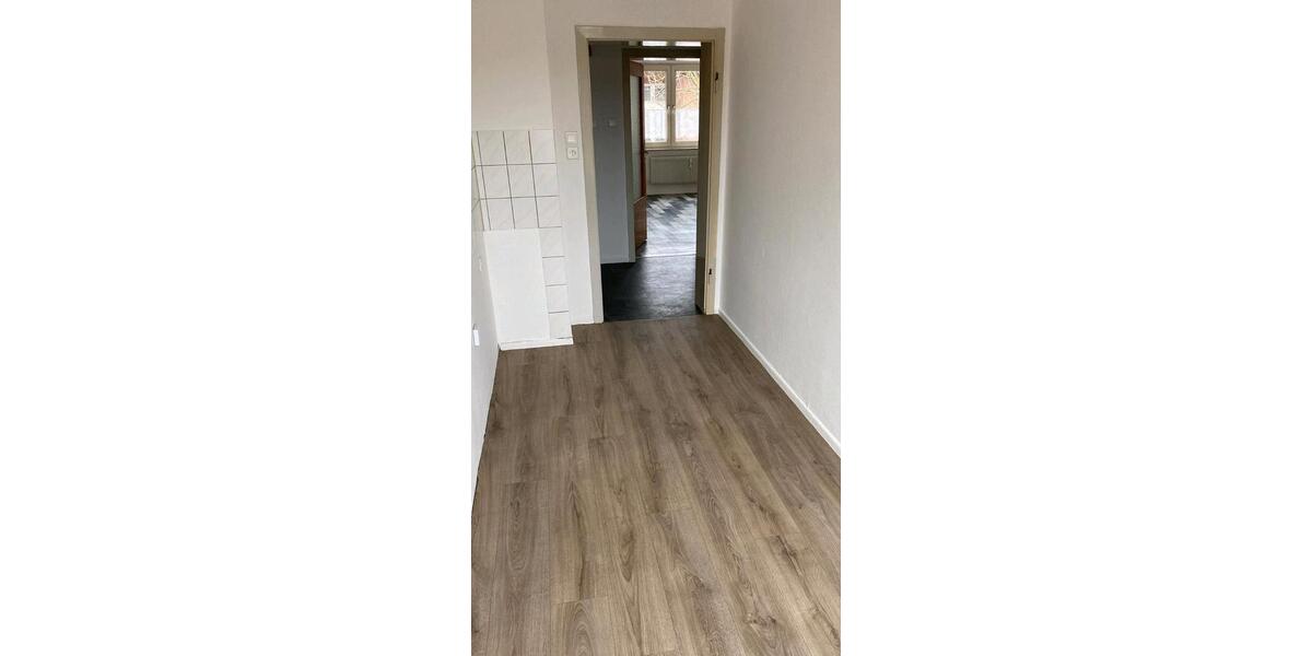 renovierte Zweizimmer-Wohnung in 47137 Meiderich 1 zimmer
