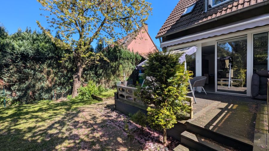 Provisionsfrei* Ein Zuhause zum Wohlfühlen - gepflegtes Reihenendhaus in ruhiger Lage - Reihenhaus Essen Stadtbezirk IV | Angebot:26927285