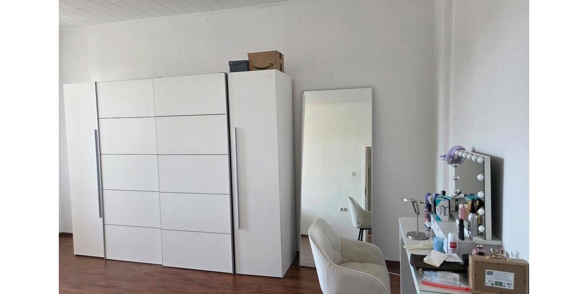 Großzügige Altbauwohnung 3.5 zimmer