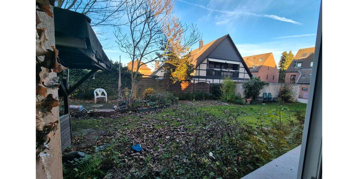 80m², Erdgeschoss, 2 Badezimmer + Luxus-Küche 3.5 zimmer