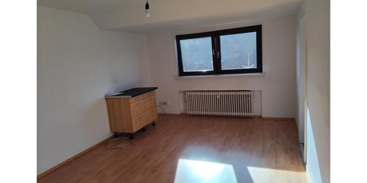 Dachgeschoßwohnung Bochum Eppendorf - 3 Zimmer, 62 m&sup2;, 470&euro; | Angebot:25377633